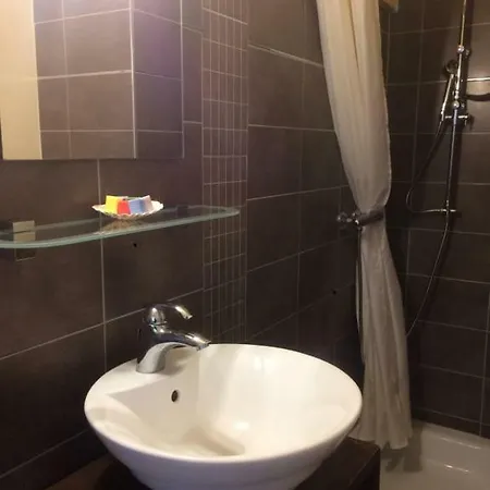 Haantje-de-voorste Apartamento *